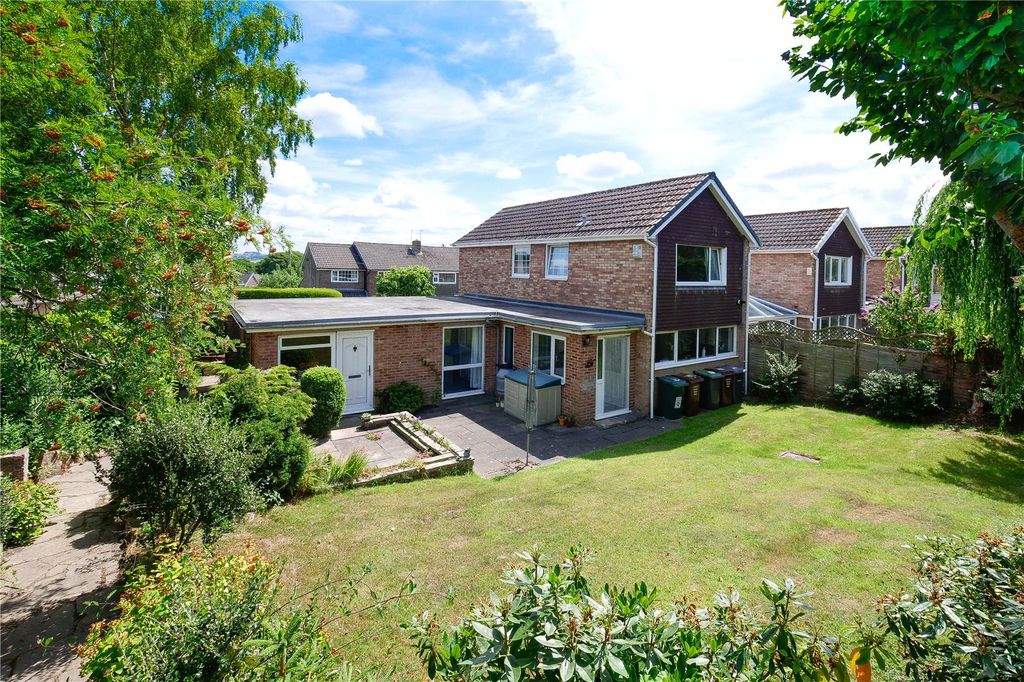Property photo 2 of 36 Picture No. 29