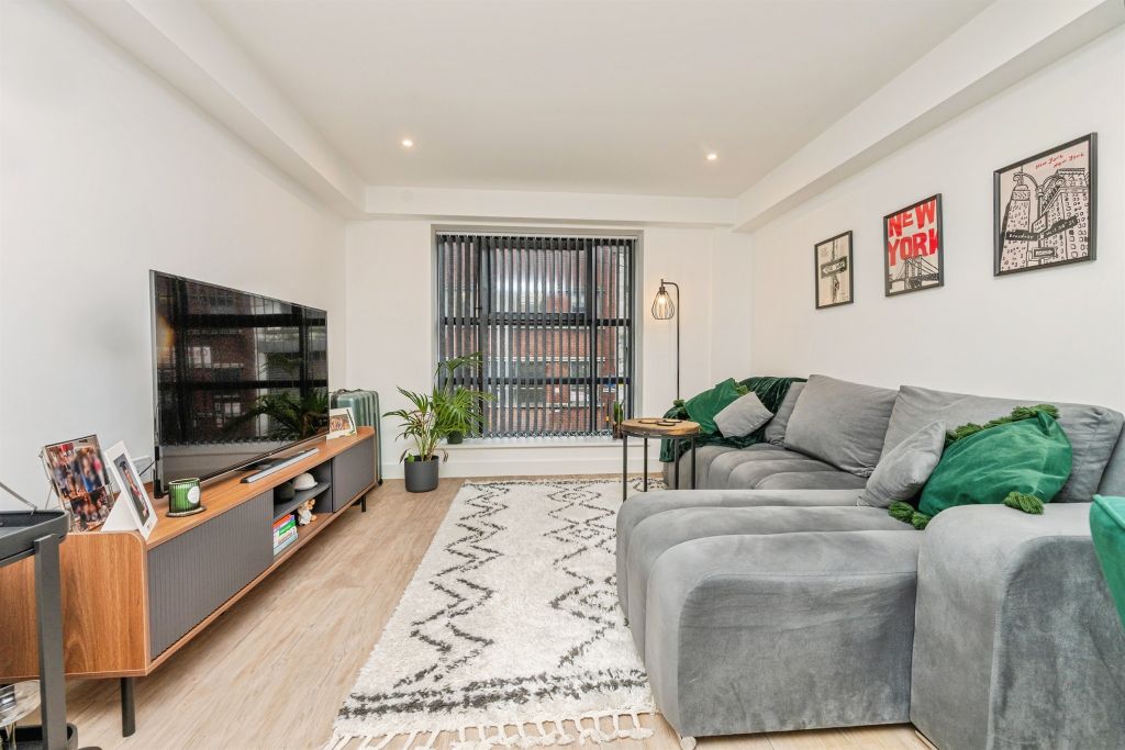 Property photo 3 of 20