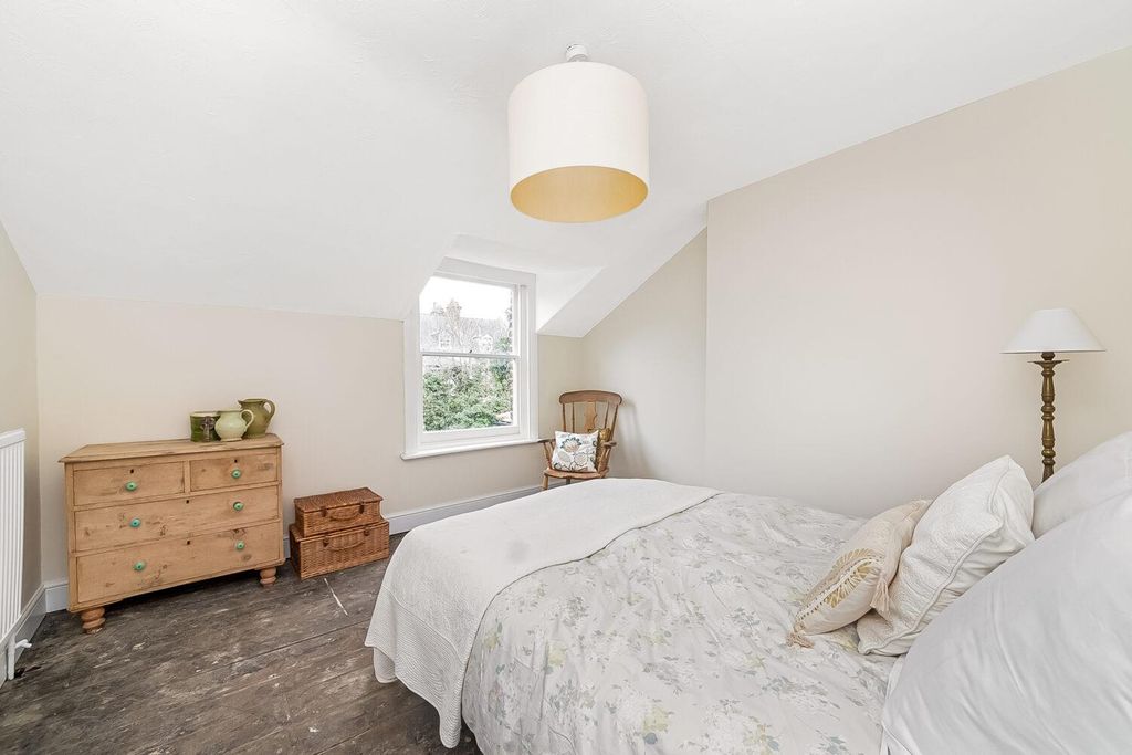 Property photo 3 of 10 4.Jpg