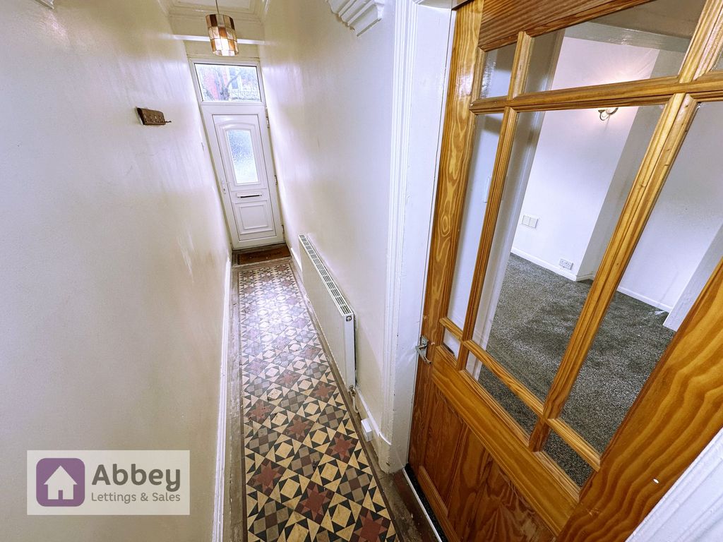 Property photo 2 of 22 Entrane Hall