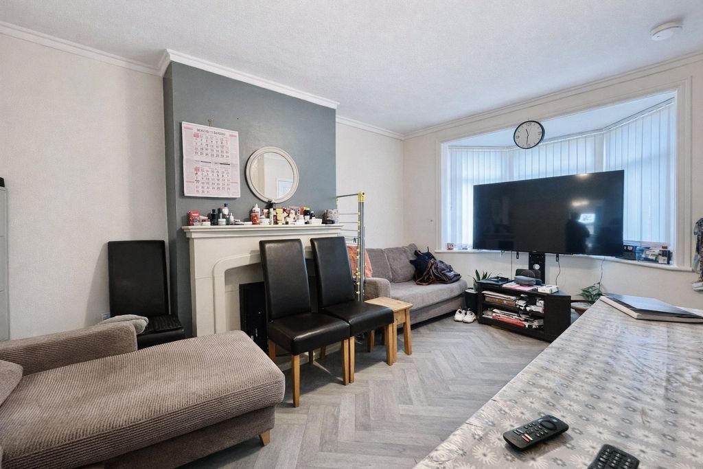 Property photo 3 of 13 Picture No. 19