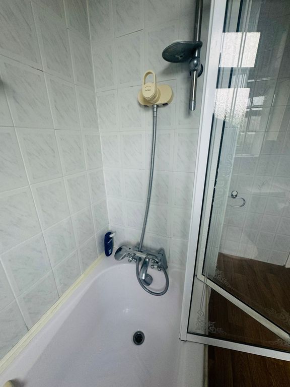 Property photo 3 of 25