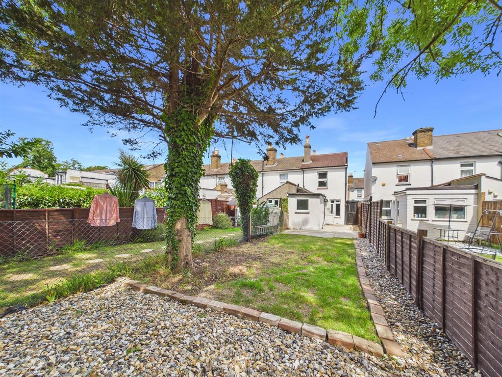 Property photo 3 of 22 Cam01563G0-Pr0258-Still016.Jpg