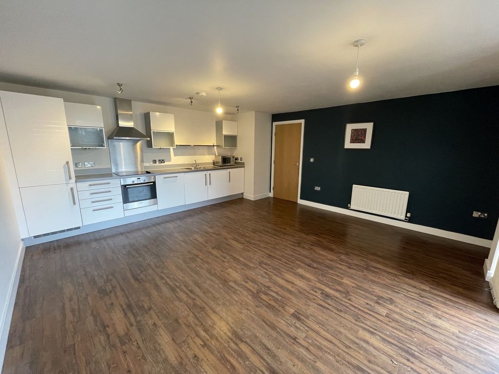 Property photo 3 of 8 Lounge-Kitchen