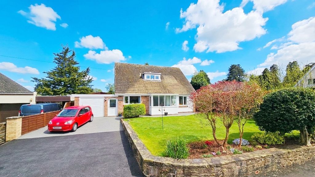 Property photo 1 of 33 Photo 38