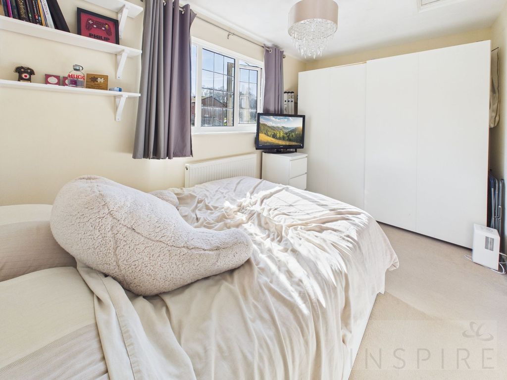 Property photo 2 of 23