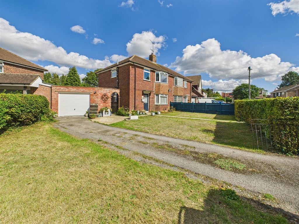 Property photo 1 of 14 Cam05510G0-Pr0069-Still016.Jpg