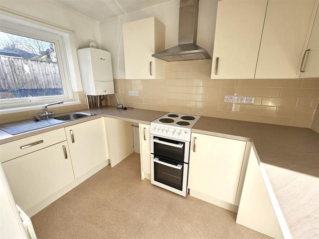 Property photo 3 of 13 Kitchen.Jpg