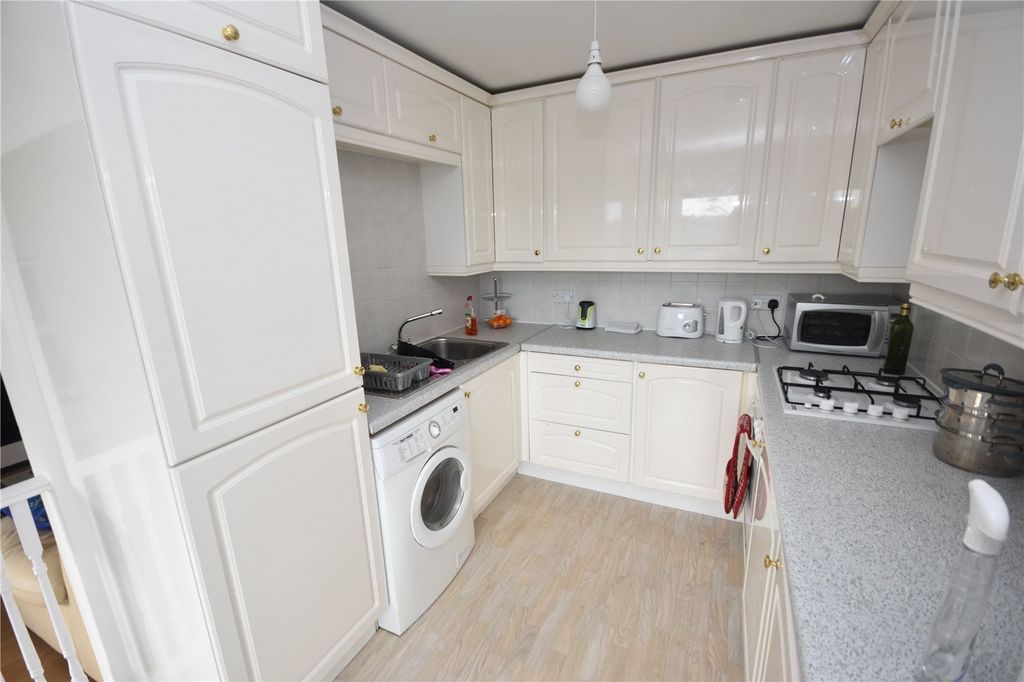 Property photo 3 of 9 Photo 3