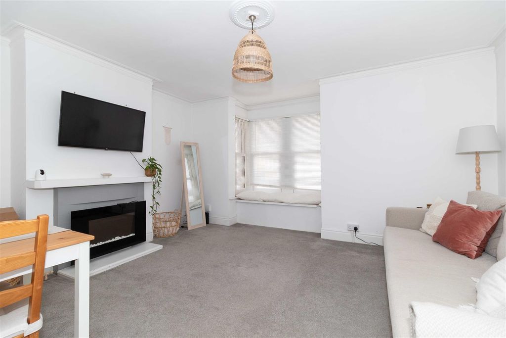 Property photo 2 of 8 Fffbse-03.Jpg