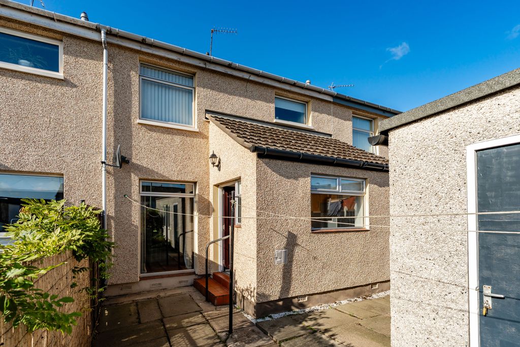 Property photo 3 of 40 Property Image 4