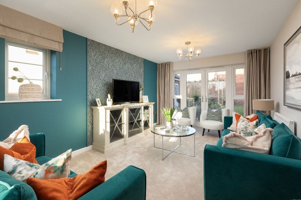 Property photo 2 of 13