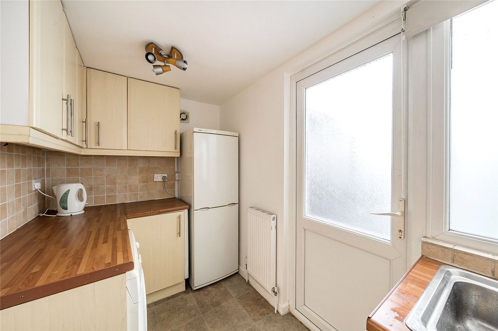 Property photo 3 of 14 Picture No. 21