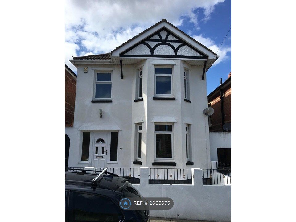 Property photo 2 of 22 Abbott Front