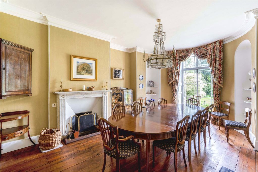 Property photo 3 of 30 Dining Room