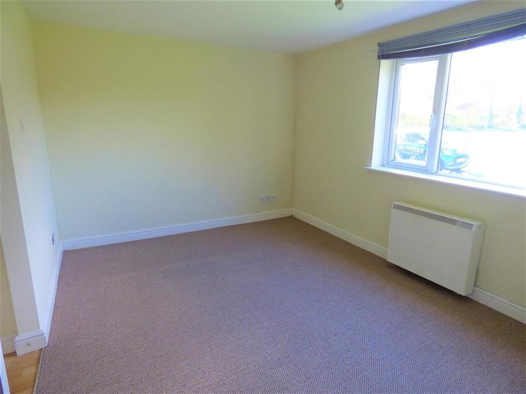 Property photo 2 of 4