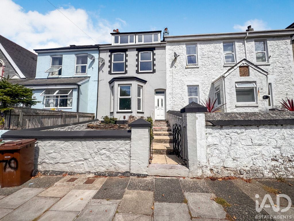 Property photo 1 of 22