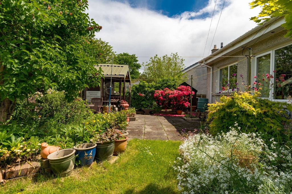 Property photo 3 of 24 Property Image 3