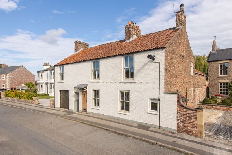 Property photo 1 of 30 Photo 1