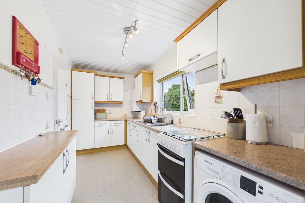 Property photo 3 of 11 Picture No. 05
