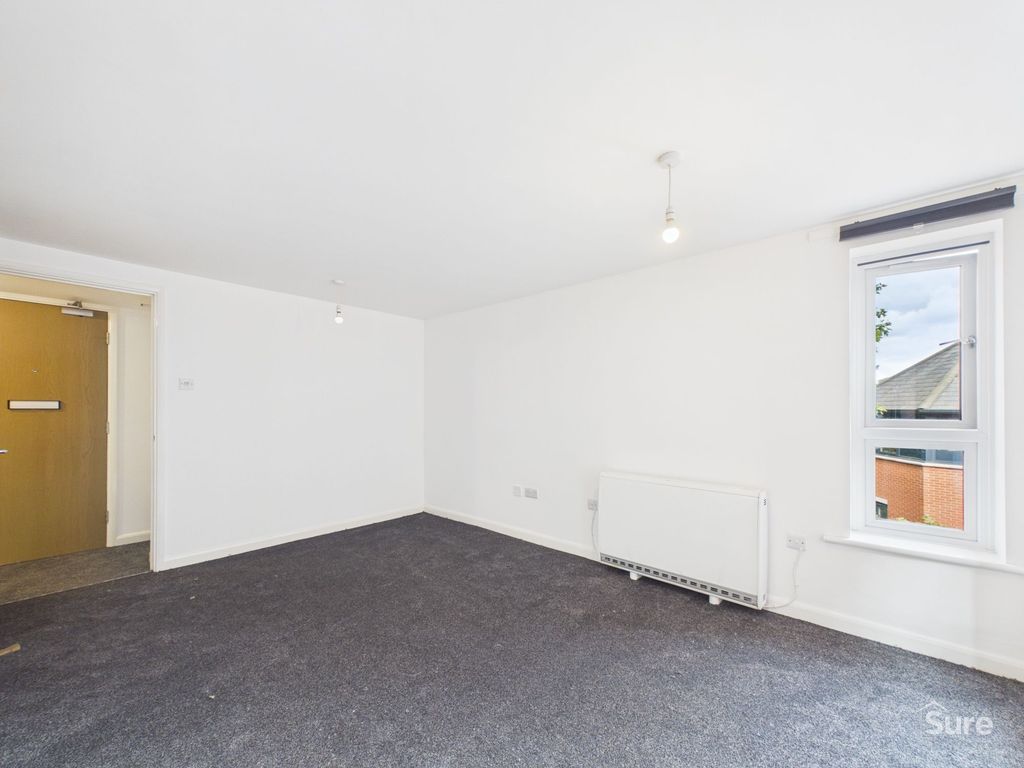 Property photo 3 of 9