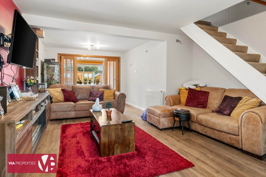 Property photo 3 of 13 Photo 7