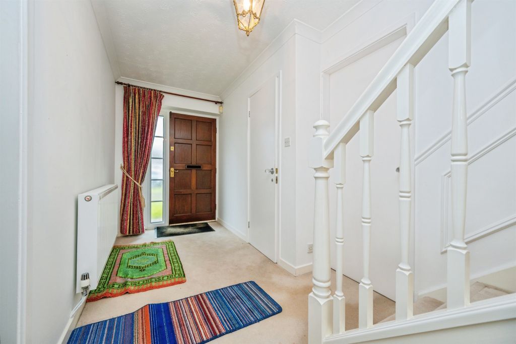 Property photo 3 of 18