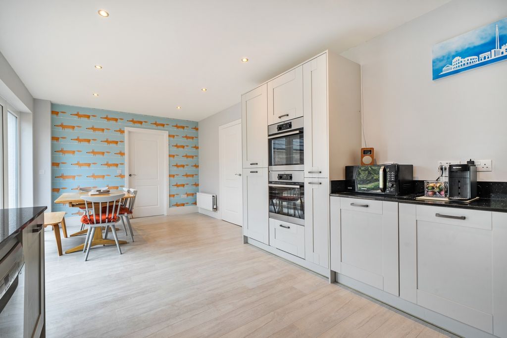 Property photo 2 of 22 1500866 (6)