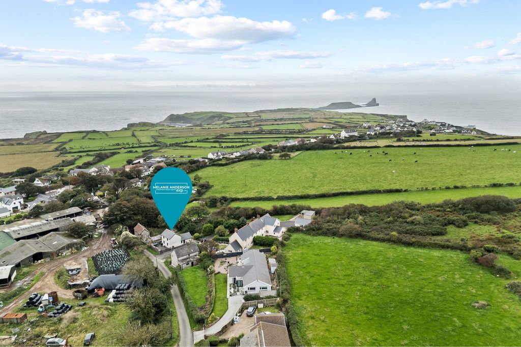 Property photo 1 of 24