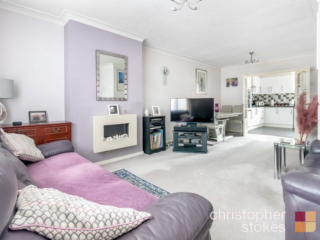 Property photo 2 of 18 4435894
