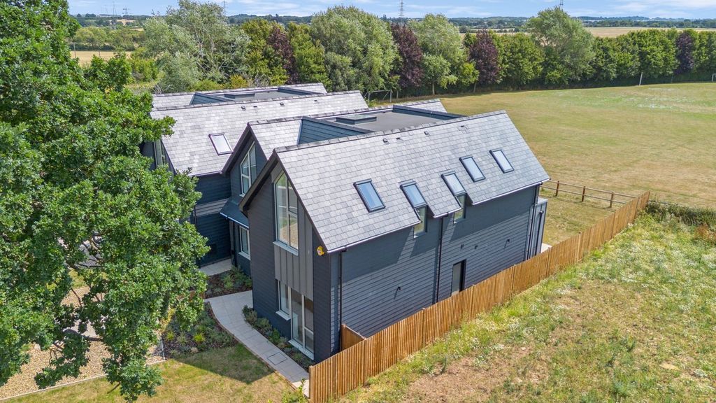 Additional image 28 of 4 bed detached house for saleKingsoak, Hitchin SG4