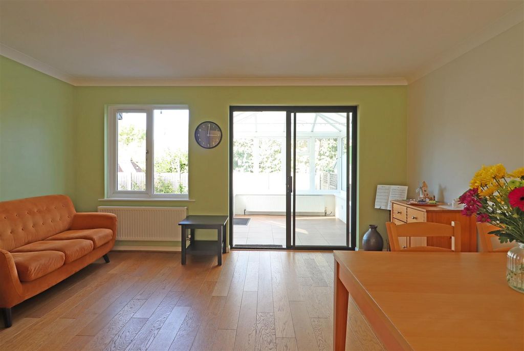 Property photo 2 of 22