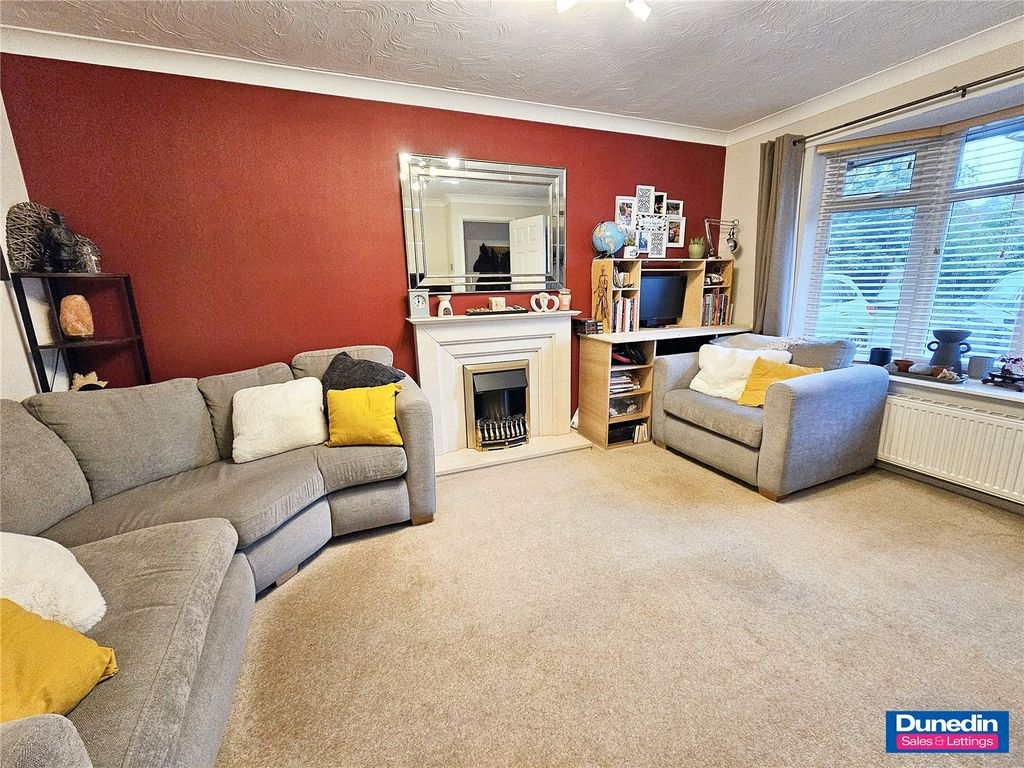 Property photo 3 of 22 Picture No. 07