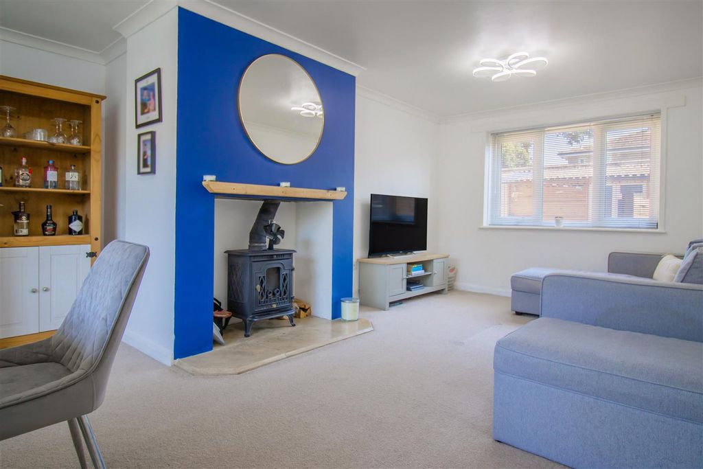 Property photo 3 of 22