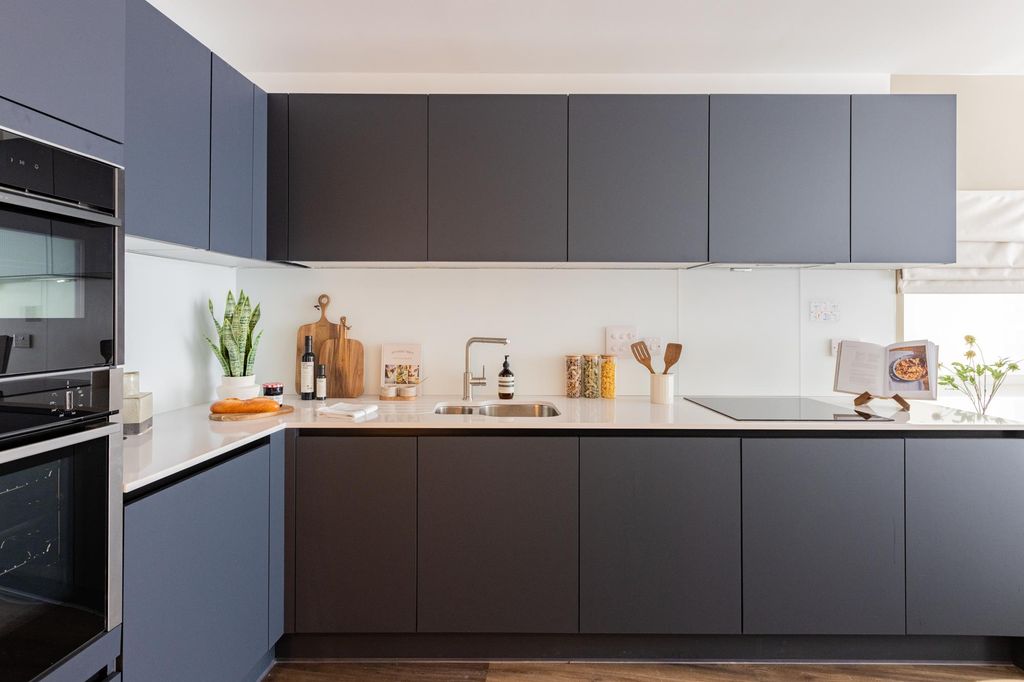 Property photo 3 of 9 Image