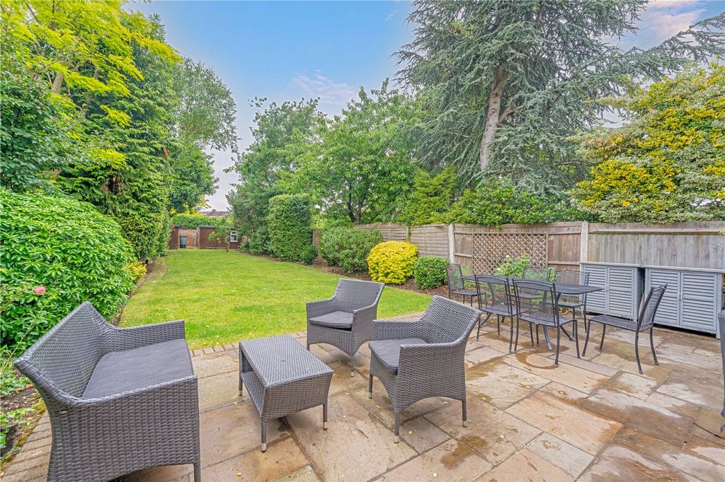 Property photo 2 of 17 Picture No. 31