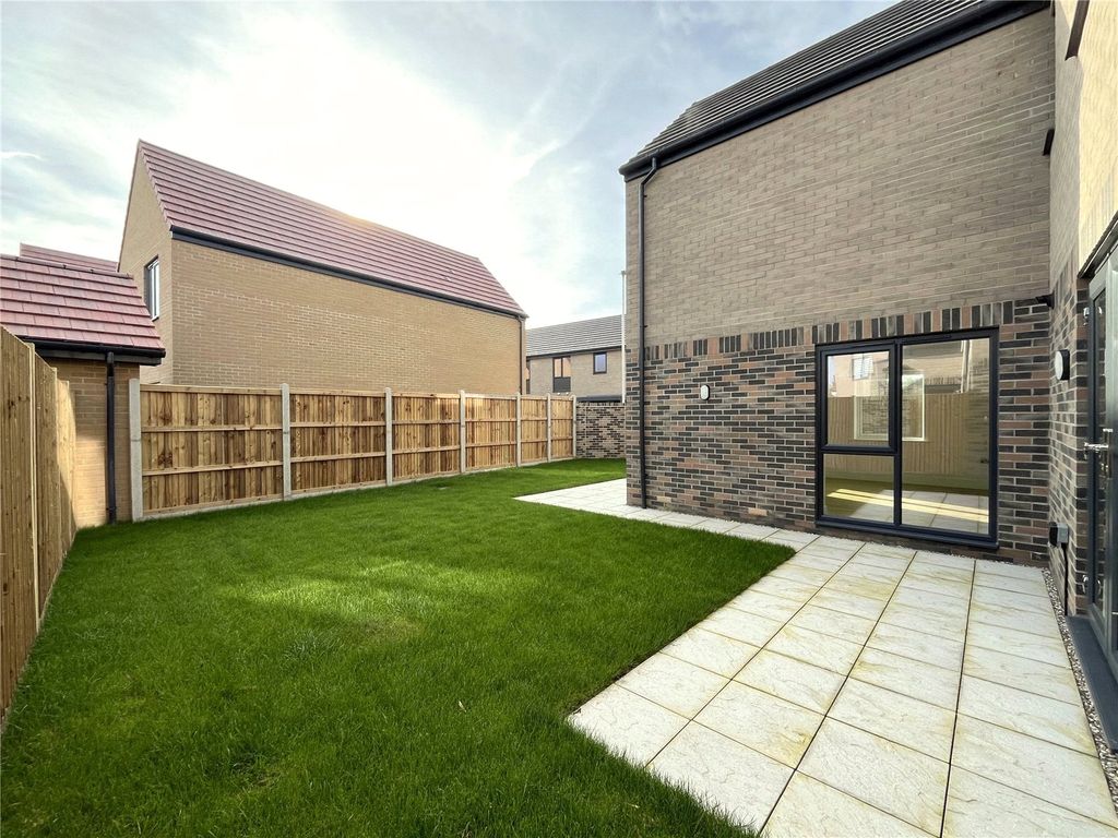 Property photo 3 of 15 Picture No. 19