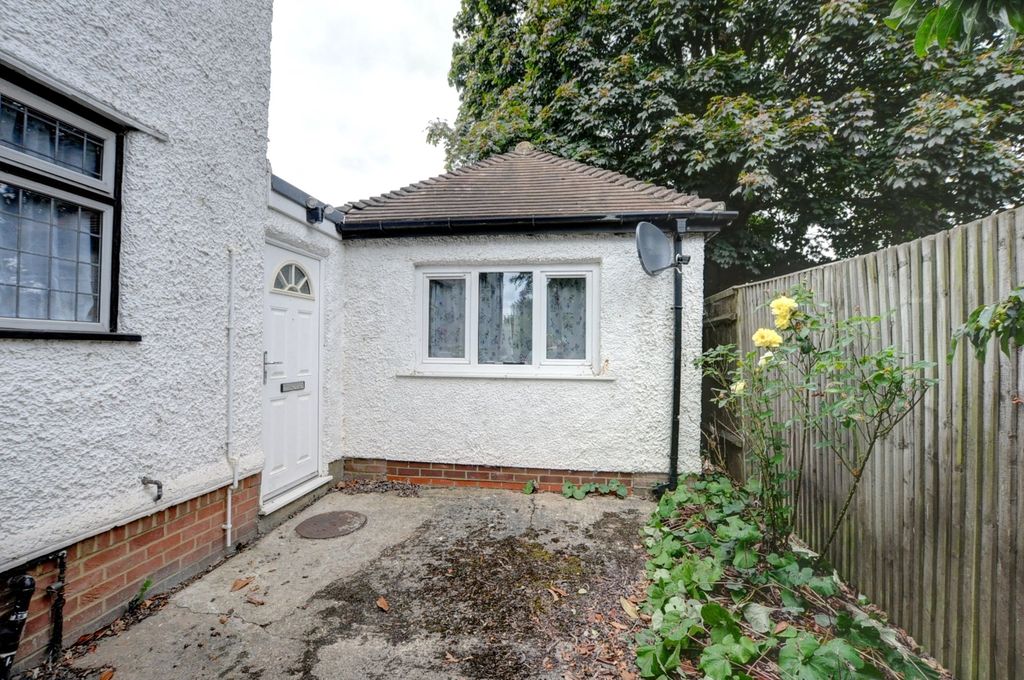 Property photo 1 of 6 60000071-Hr-1