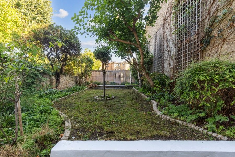 Property photo 3 of 18