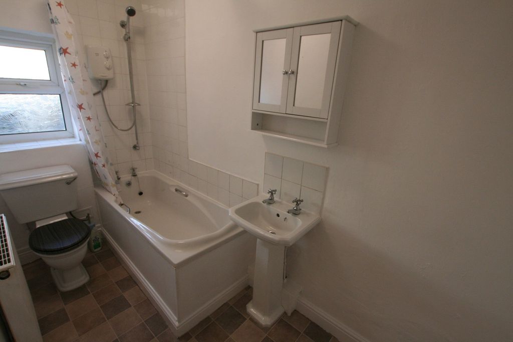 Property photo 3 of 9 Not Specified