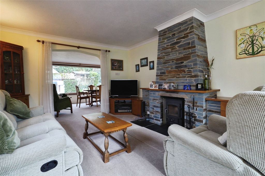 Property photo 3 of 25 Picture No. 04