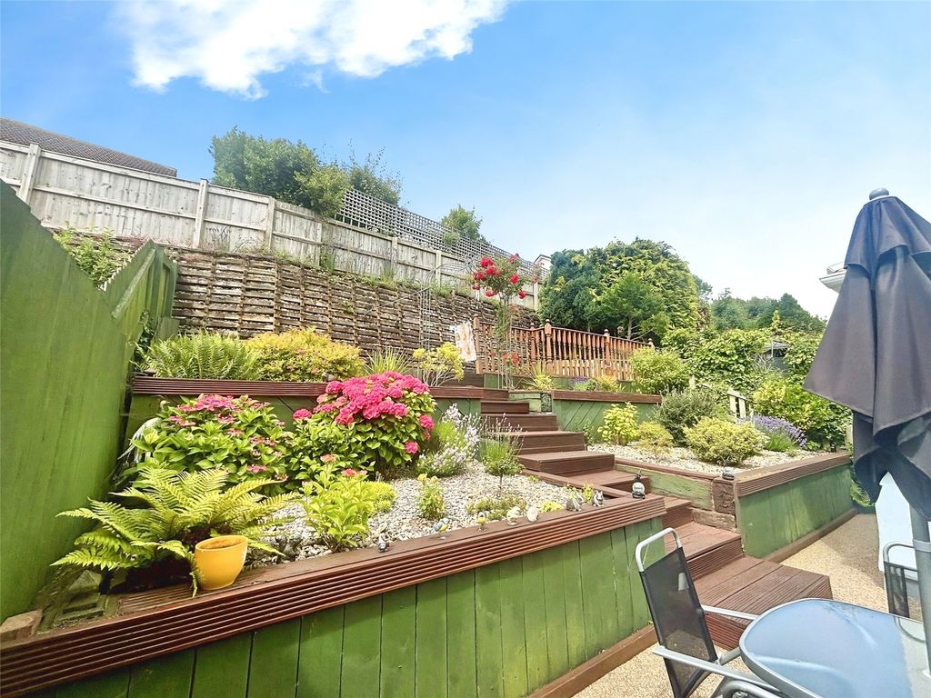 Property photo 3 of 21 Picture No. 53