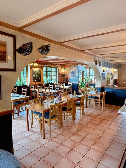 Property photo 2 of 7 Photo 3