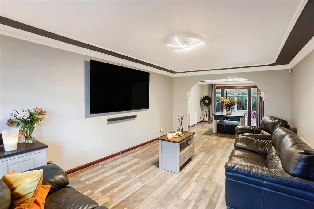 Property photo 2 of 22 Picture No. 04