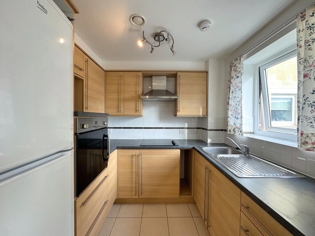 Property photo 3 of 31