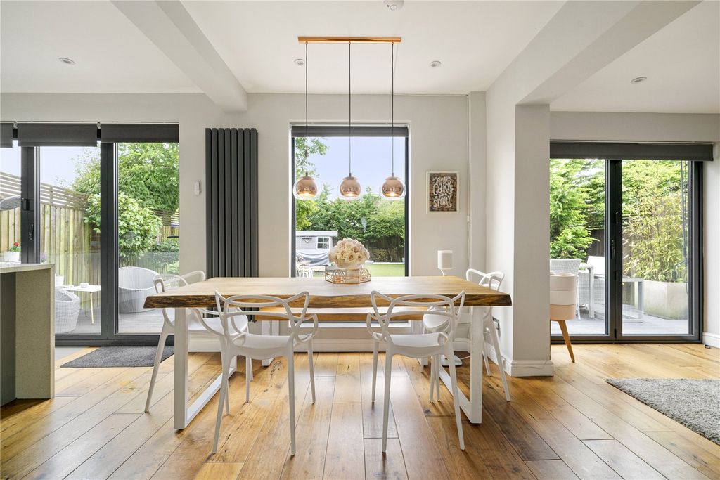 Property photo 2 of 14 Picture No. 09