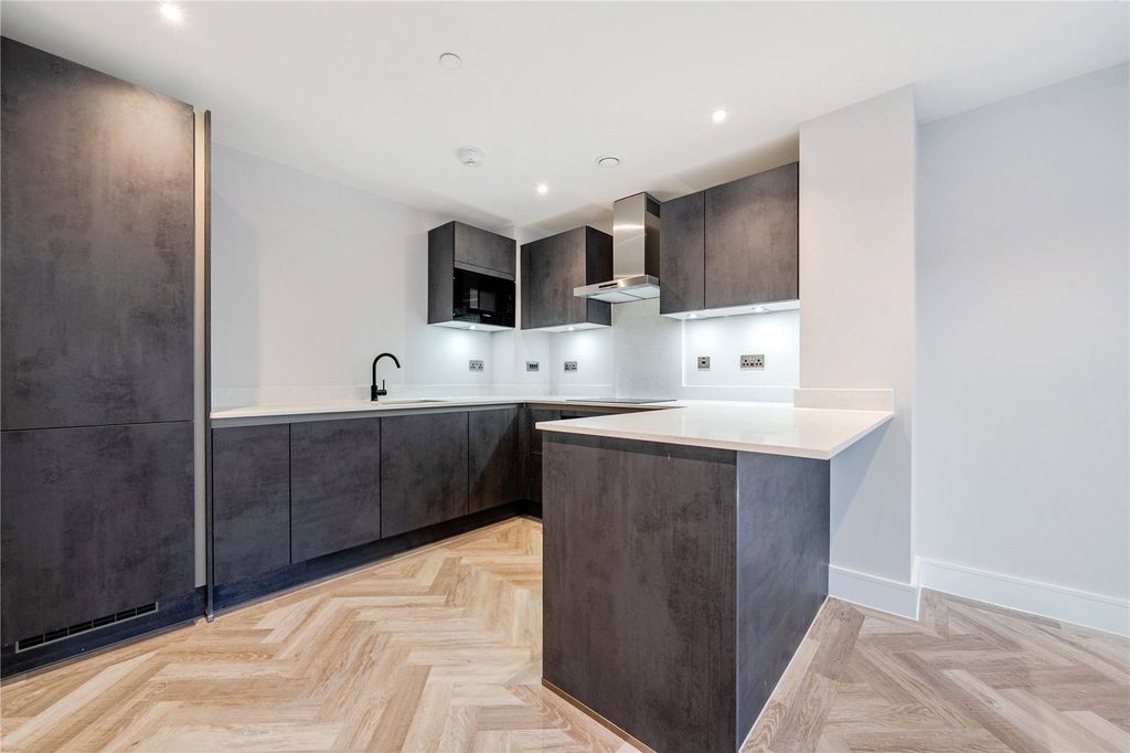 Property photo 3 of 14 Picture No. 04