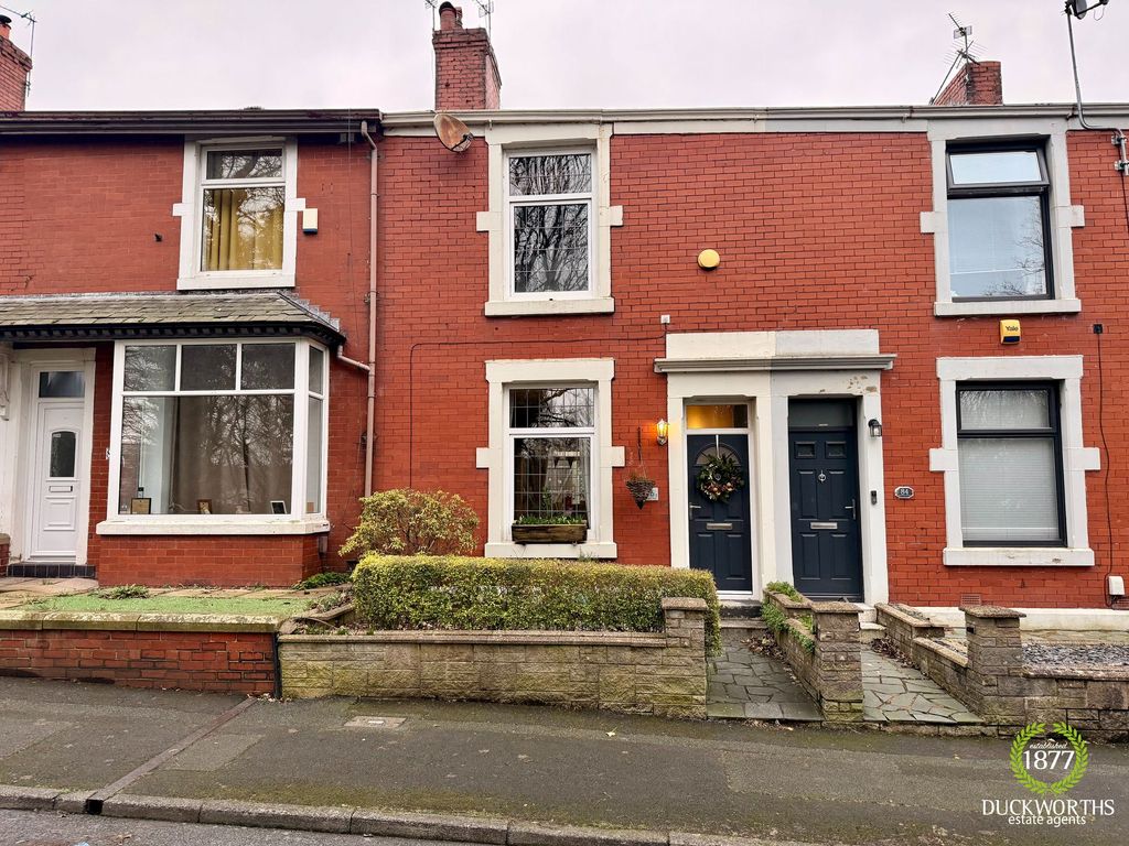 Property photo 1 of 21