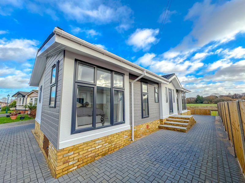 Property photo 1 of 8 Photo 1