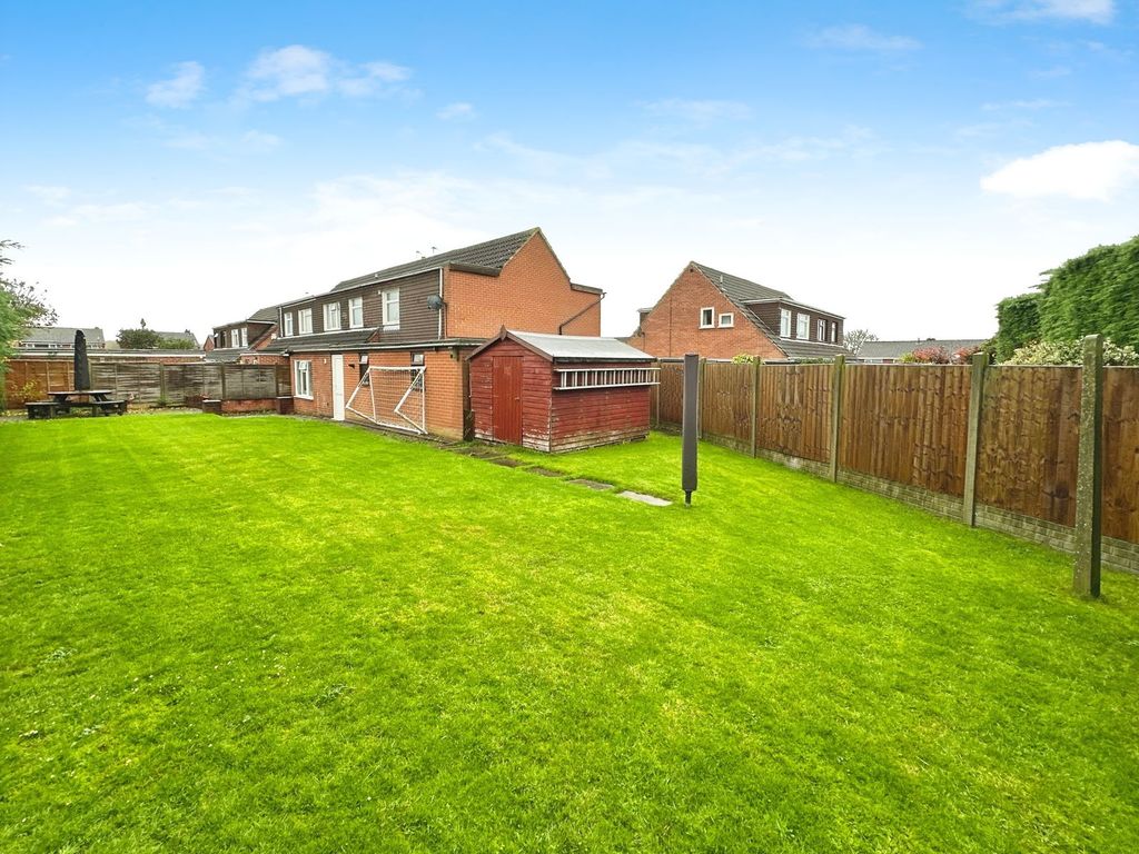 Property photo 3 of 23